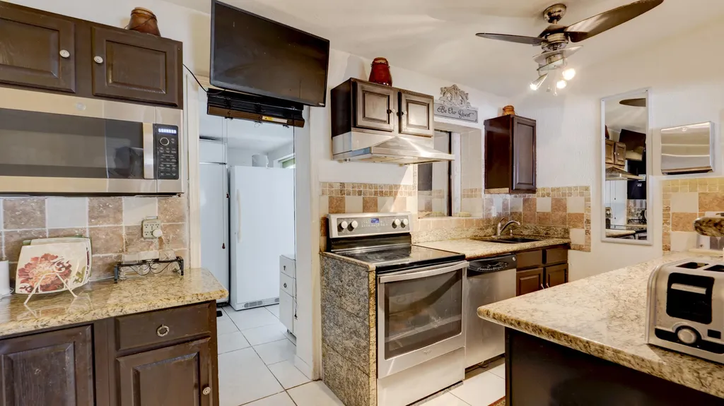 3246 Orange Street Boynton Beach FL 33435