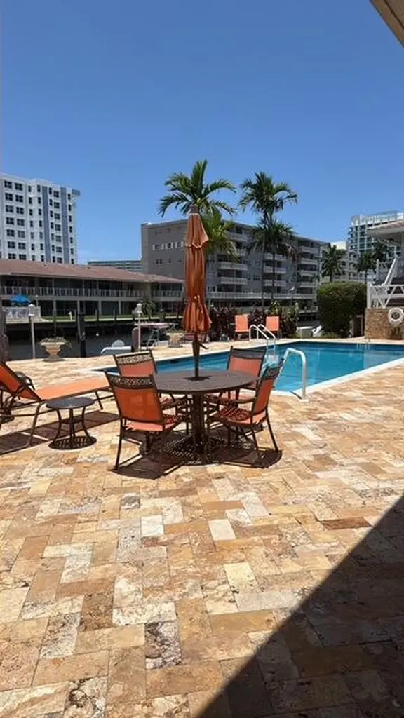 2857 NE 32nd Street Fort Lauderdale FL 33306