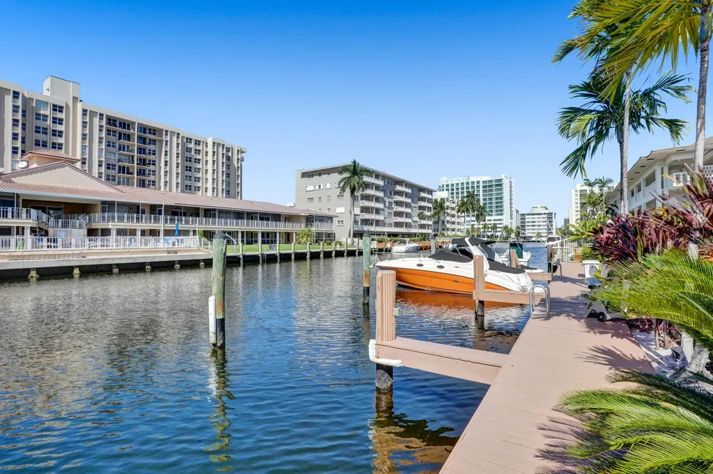 2857 NE 32nd Street Fort Lauderdale FL 33306