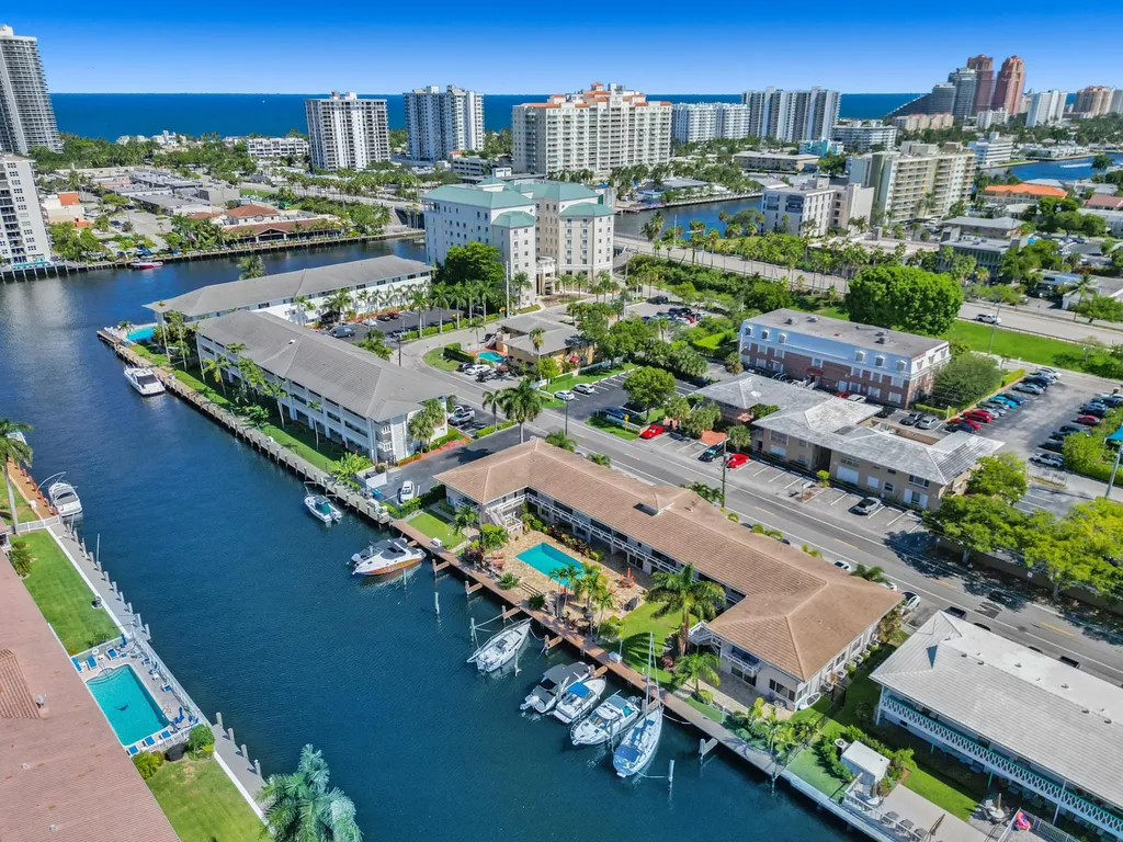 2857 NE 32nd Street Fort Lauderdale FL 33306
