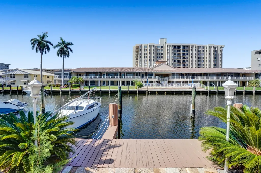 2857 NE 32nd Street Fort Lauderdale FL 33306