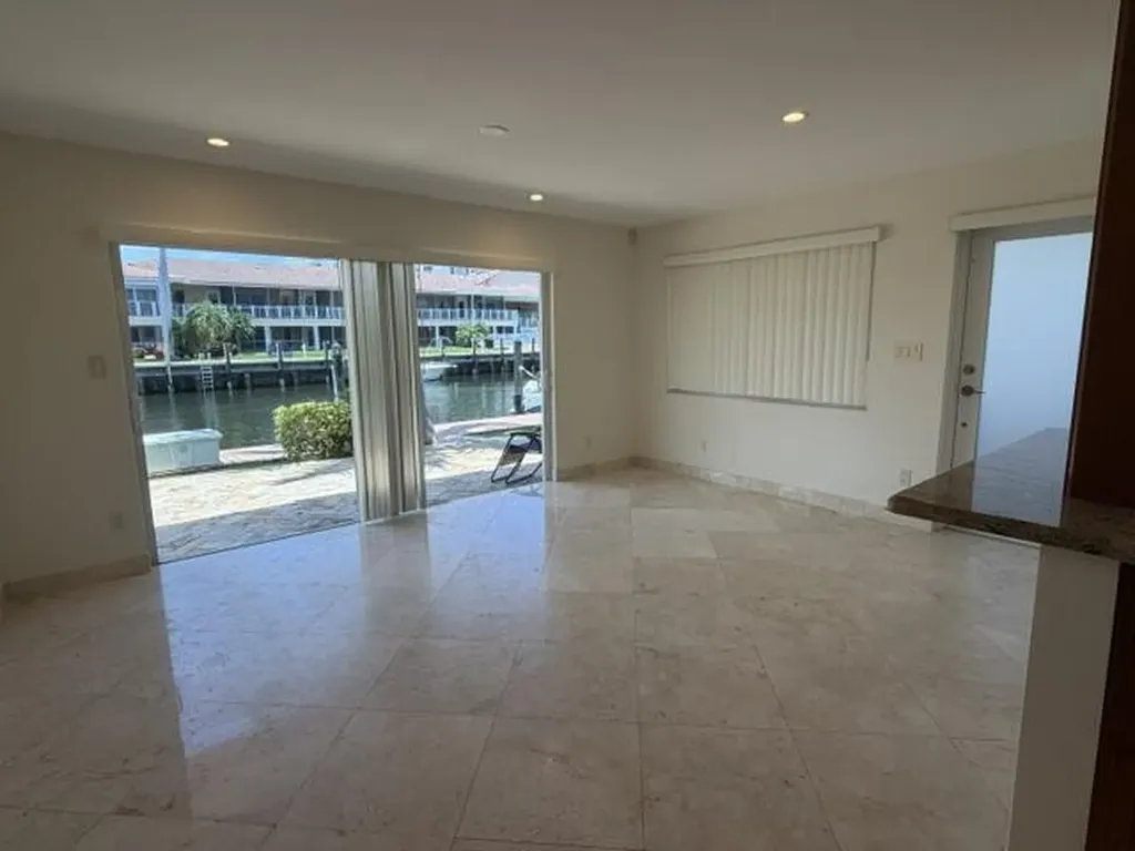 2857 NE 32nd Street Fort Lauderdale FL 33306