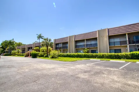 4657 Fountains Drive S Greenacres FL 33467