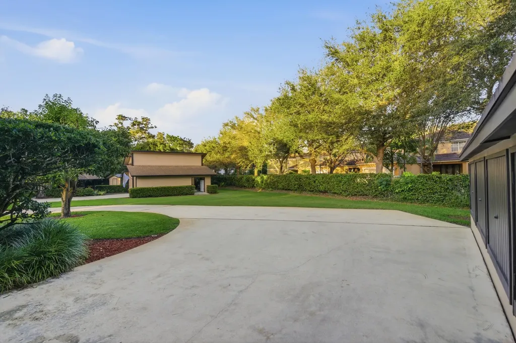 4838 Charlton Way Delray Beach FL 33445