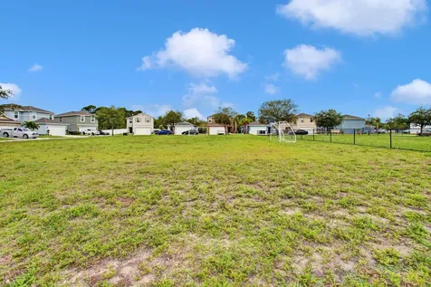3343 Liberty Square Way Fort Pierce FL 34982
