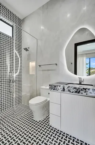 365 NE 3rd Street Boca Raton FL 33432