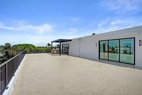 365 NE 3rd Street Boca Raton FL 33432