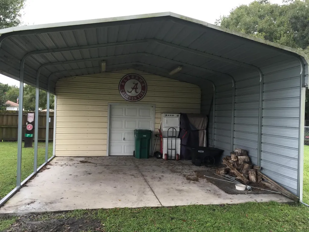 1019 NW 2nd Street Okeechobee FL
