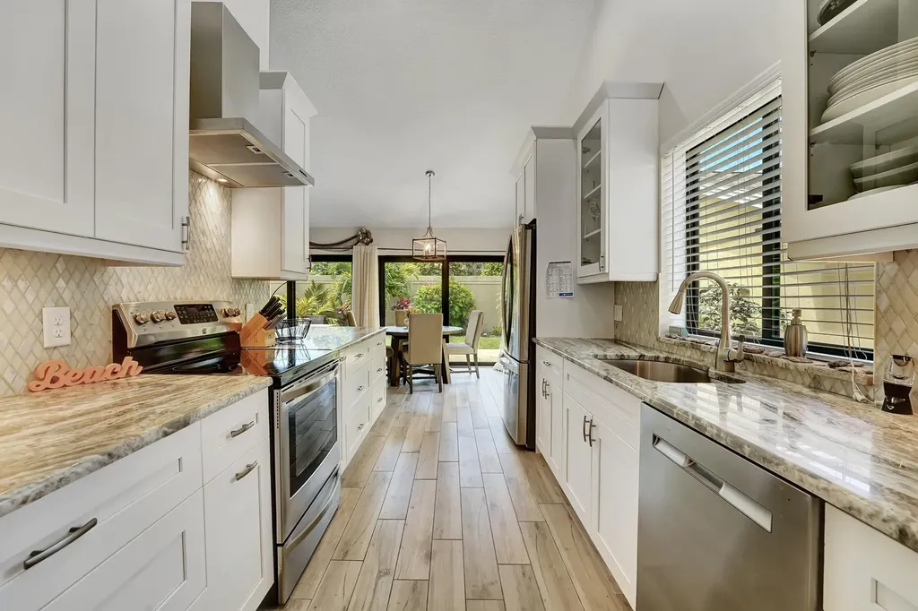 118 Ridge Road Jupiter FL 33477