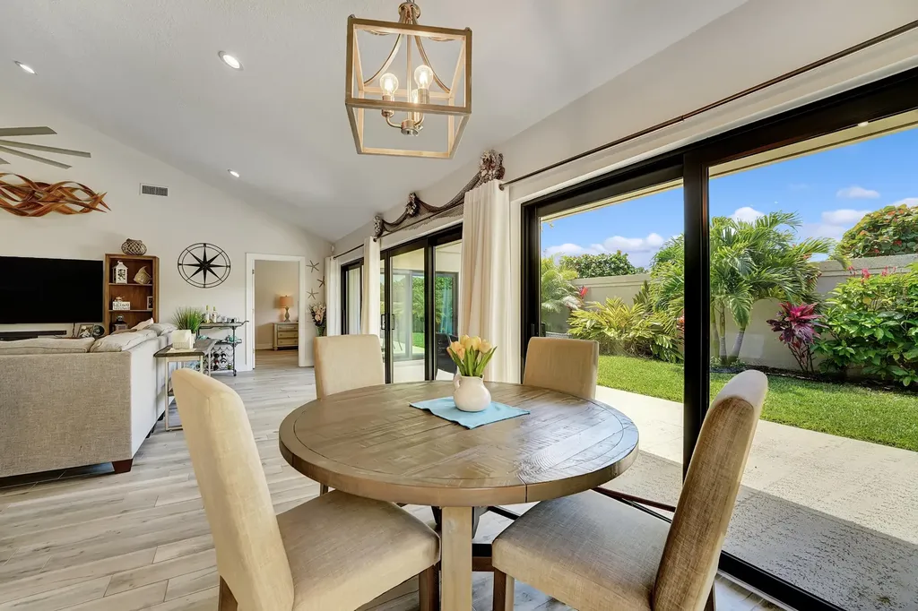 118 Ridge Road Jupiter FL 33477
