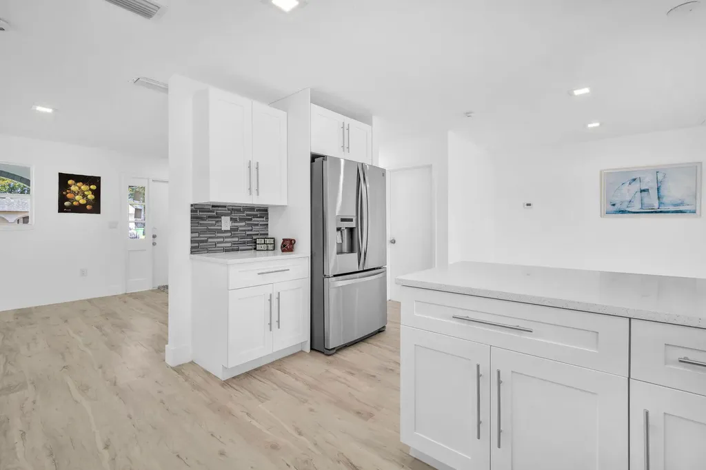 9490 NW 20th Place Sunrise FL 33322