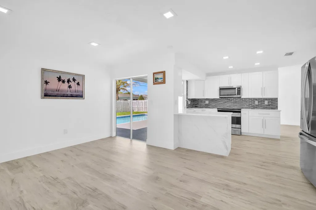 9490 NW 20th Place Sunrise FL 33322
