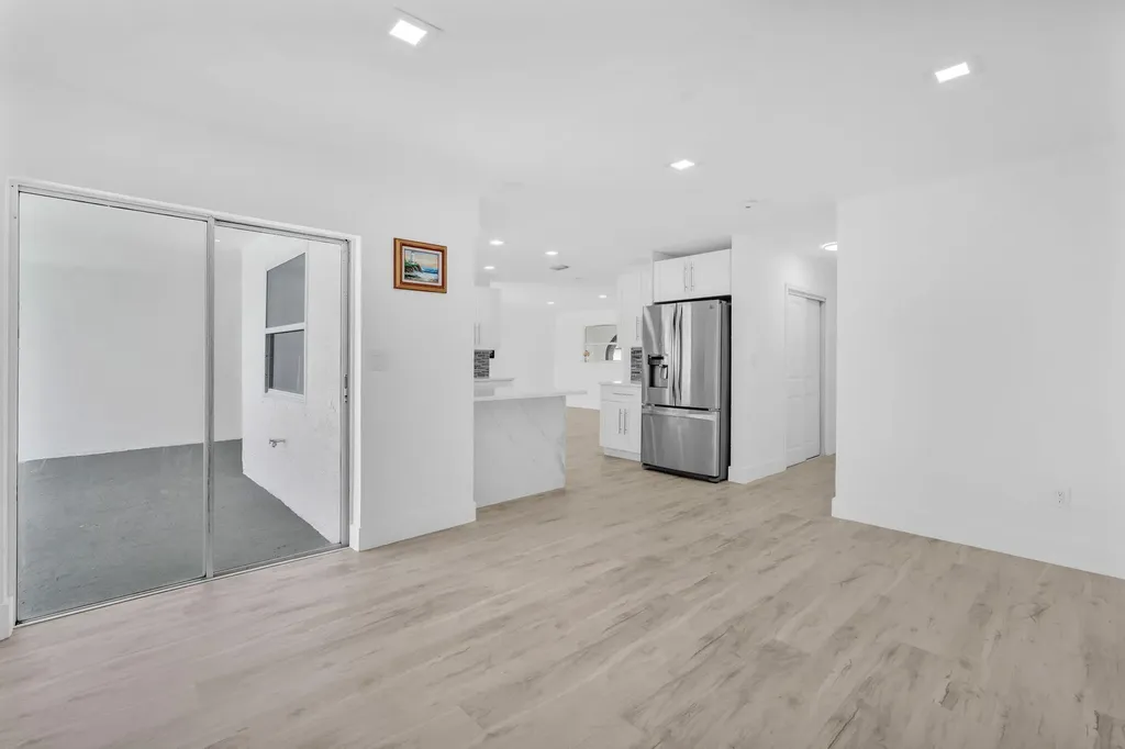 9490 NW 20th Place Sunrise FL 33322