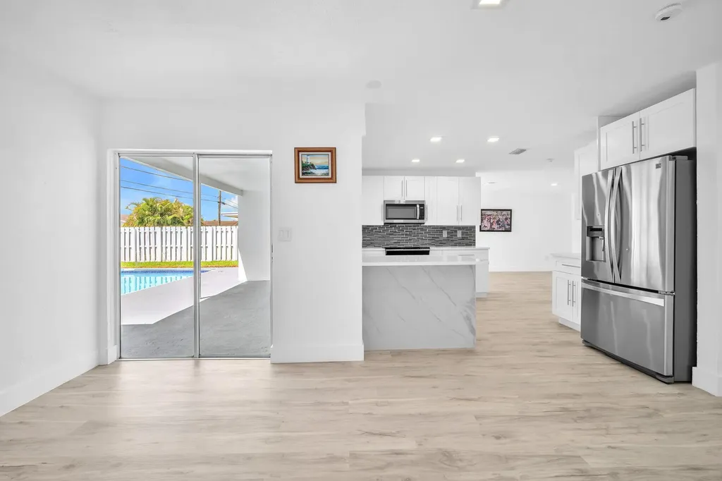 9490 NW 20th Place Sunrise FL 33322