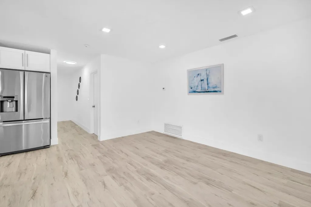9490 NW 20th Place Sunrise FL 33322