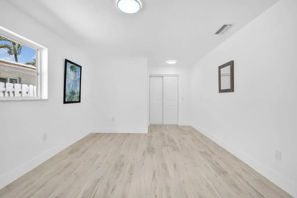 9490 NW 20th Place Sunrise FL 33322