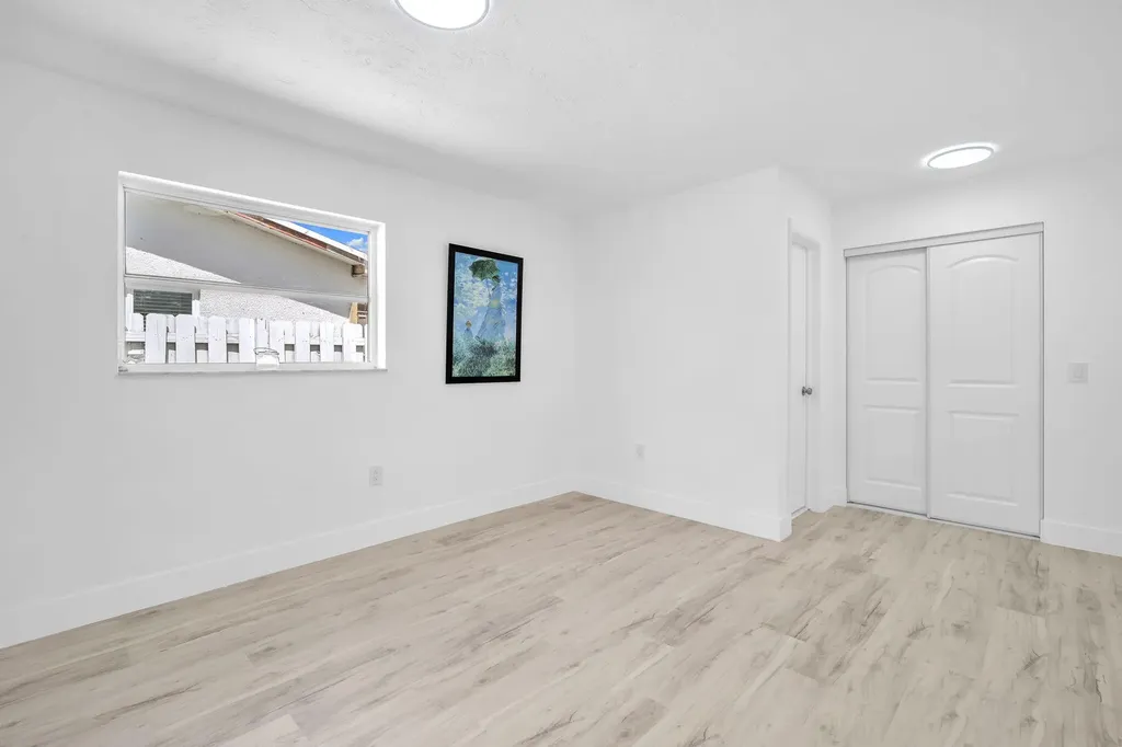 9490 NW 20th Place Sunrise FL 33322