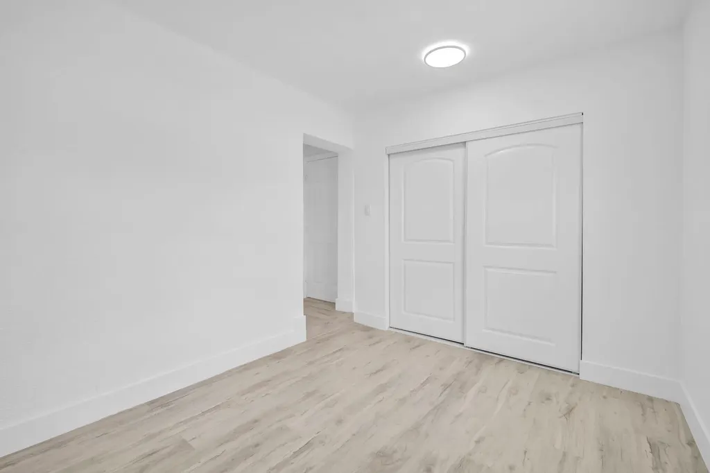 9490 NW 20th Place Sunrise FL 33322