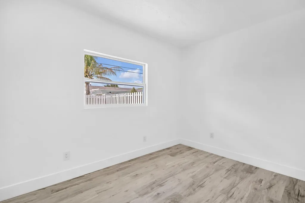 9490 NW 20th Place Sunrise FL 33322