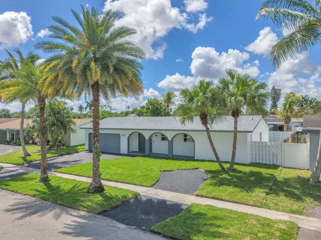 9490 NW 20th Place Sunrise FL 33322