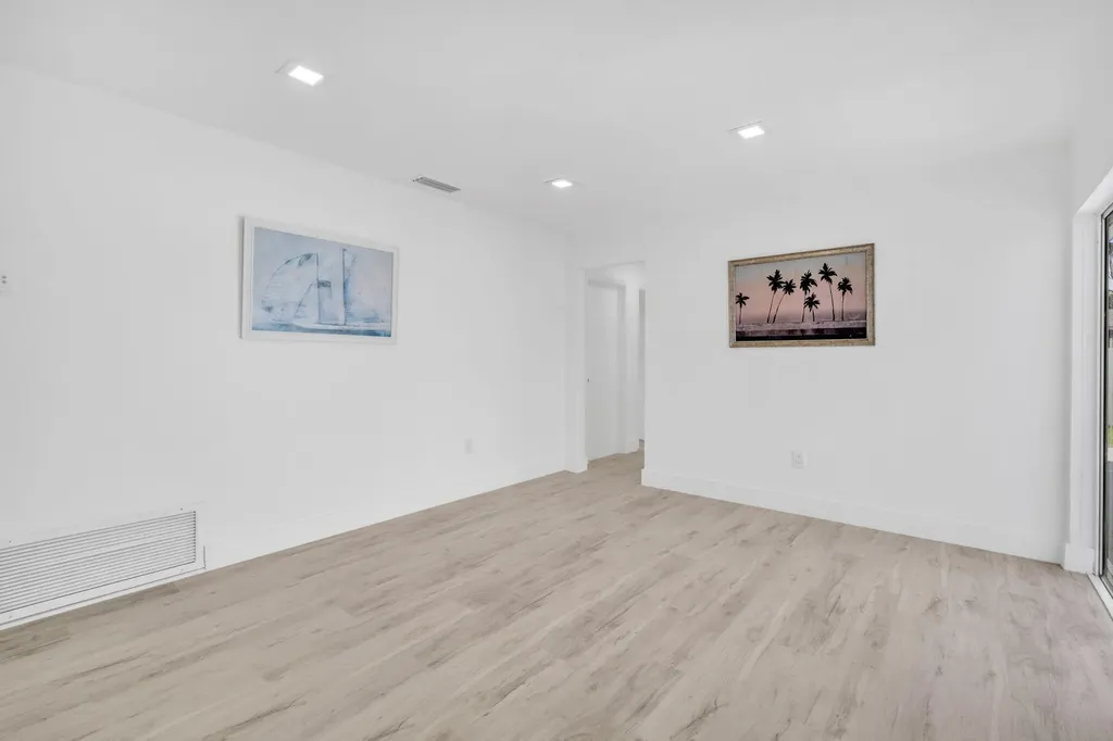 9490 NW 20th Place Sunrise FL 33322