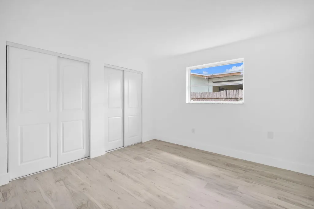 9490 NW 20th Place Sunrise FL 33322