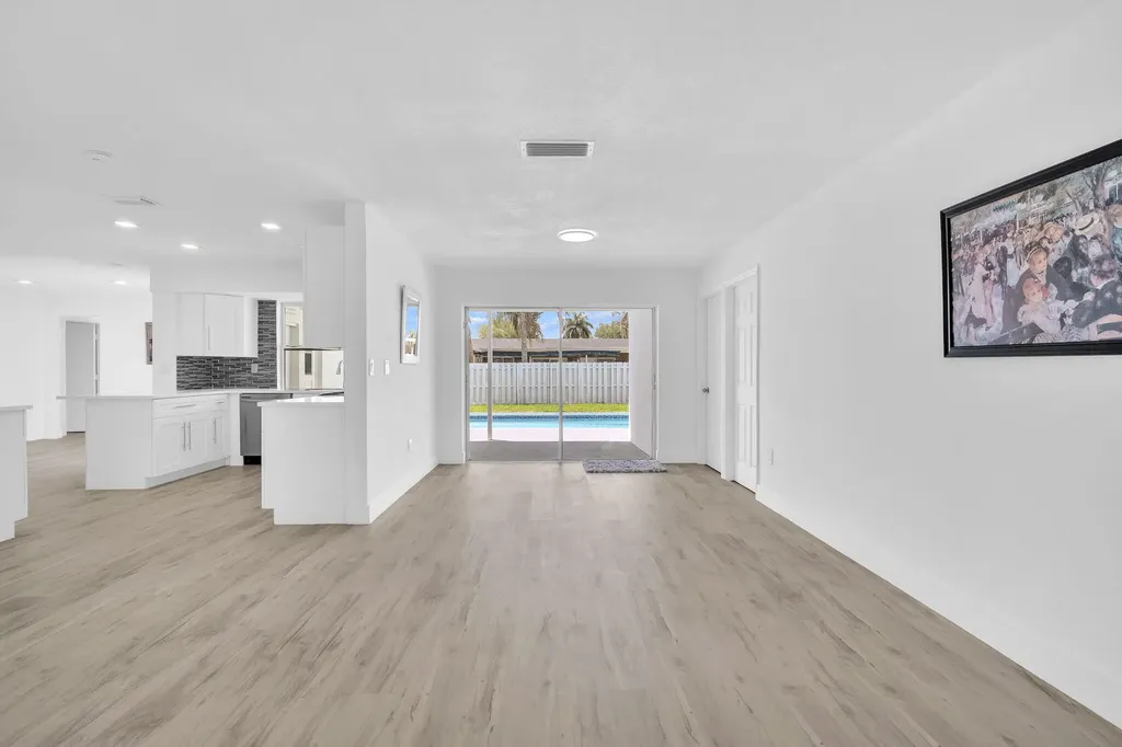 9490 NW 20th Place Sunrise FL 33322