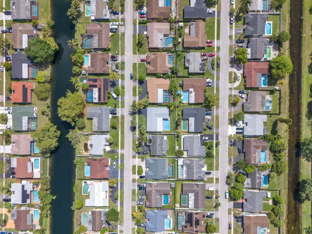 9490 NW 20th Place Sunrise FL 33322