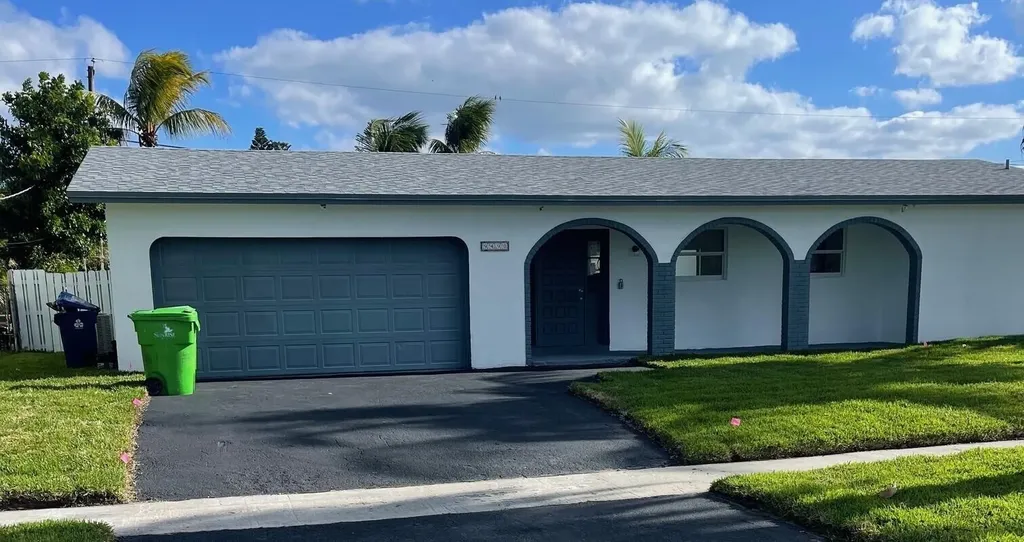 9490 NW 20th Place Sunrise FL 33322
