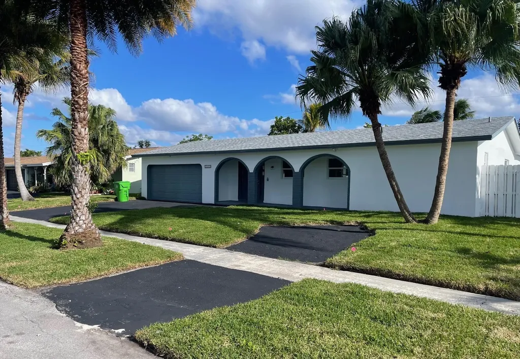 9490 NW 20th Place Sunrise FL 33322