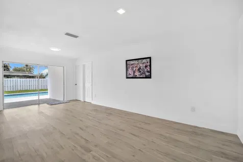9490 NW 20th Place Sunrise FL 33322