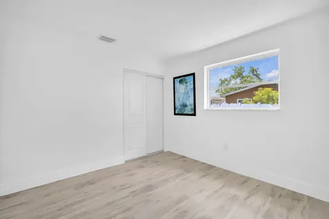 9490 NW 20th Place Sunrise FL 33322