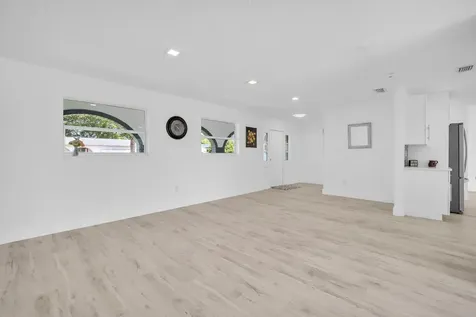 9490 NW 20th Place Sunrise FL 33322