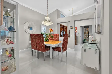 197 Cameron Drive Weston FL 33326