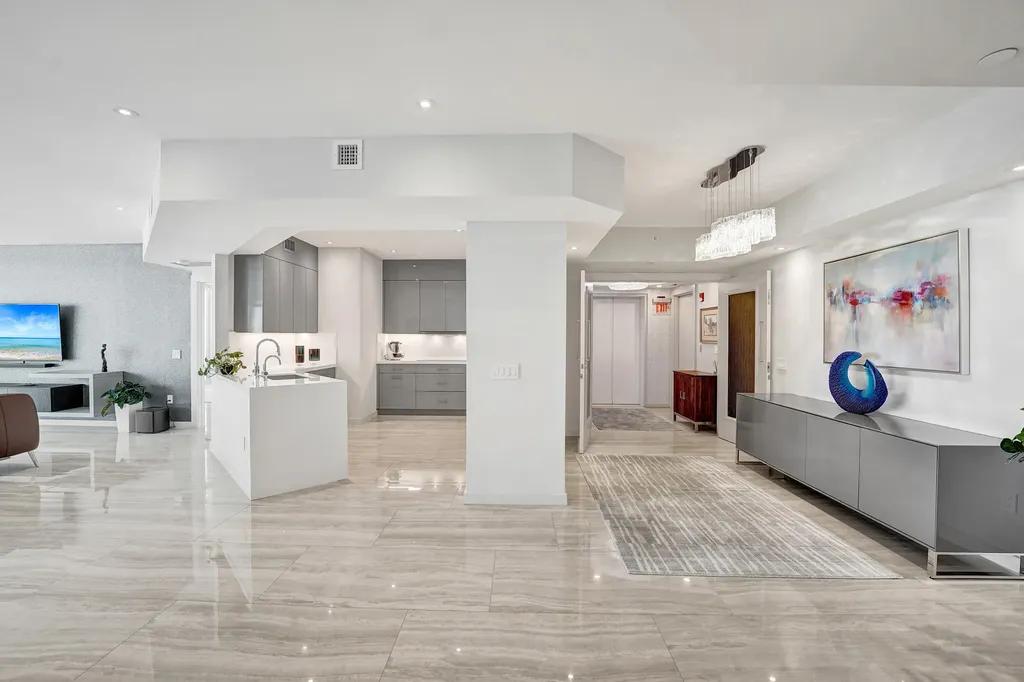 2845 NE 9th Street Fort Lauderdale FL 33304