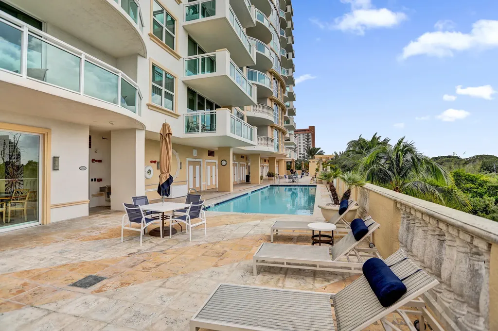 2845 NE 9th Street Fort Lauderdale FL 33304
