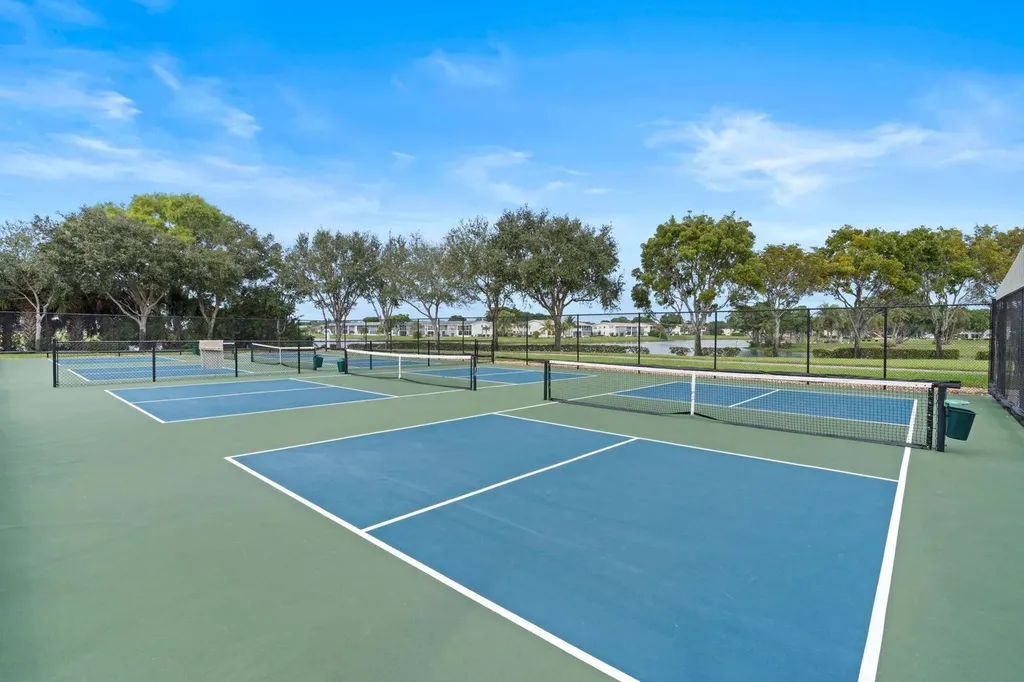 279 Coventry West Palm Beach FL 33417