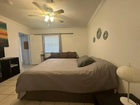 740 NE 37th Street Oakland Park FL 33334