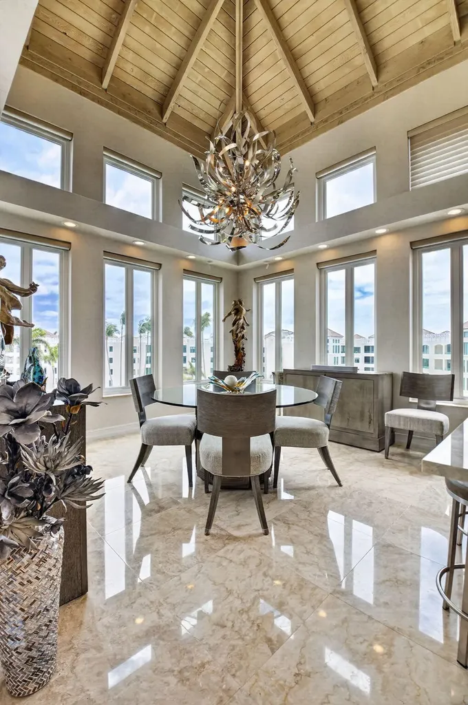 100 SE 5th Avenue Boca Raton FL 33432