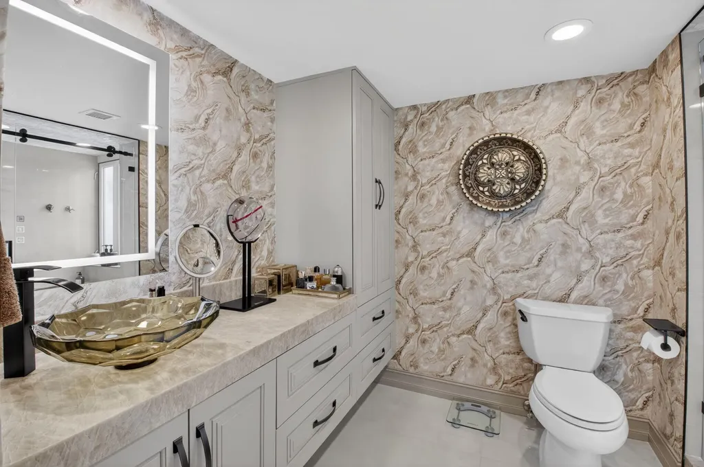 100 SE 5th Avenue Boca Raton FL 33432