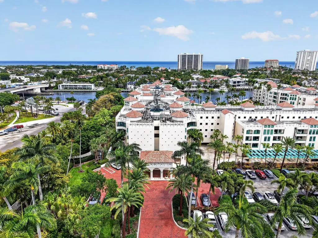 100 SE 5th Avenue Boca Raton FL 33432