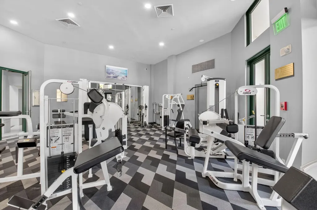 100 SE 5th Avenue Boca Raton FL 33432