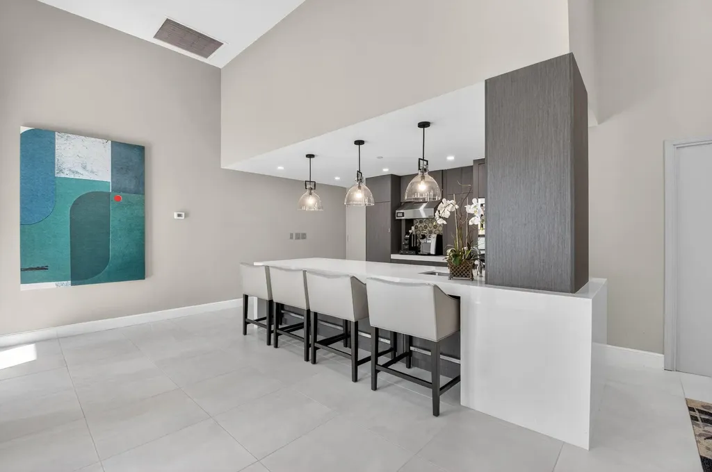 100 SE 5th Avenue Boca Raton FL 33432