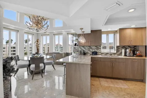 100 SE 5th Avenue Boca Raton FL 33432