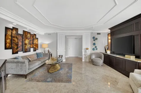 100 SE 5th Avenue Boca Raton FL 33432