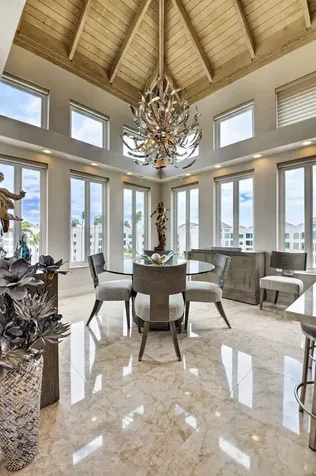 100 SE 5th Avenue Boca Raton FL 33432