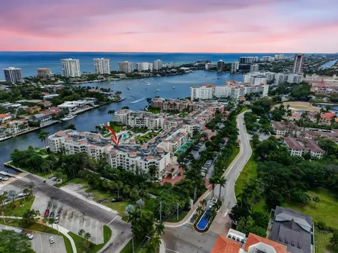 100 SE 5th Avenue Boca Raton FL 33432