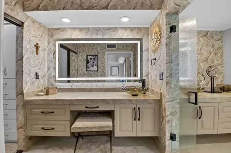 100 SE 5th Avenue Boca Raton FL 33432