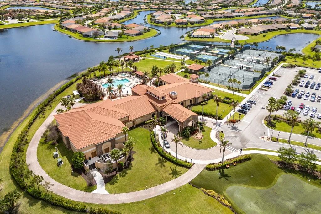 11784 SW Mountain Ash Circle SW Port St Lucie FL 34987
