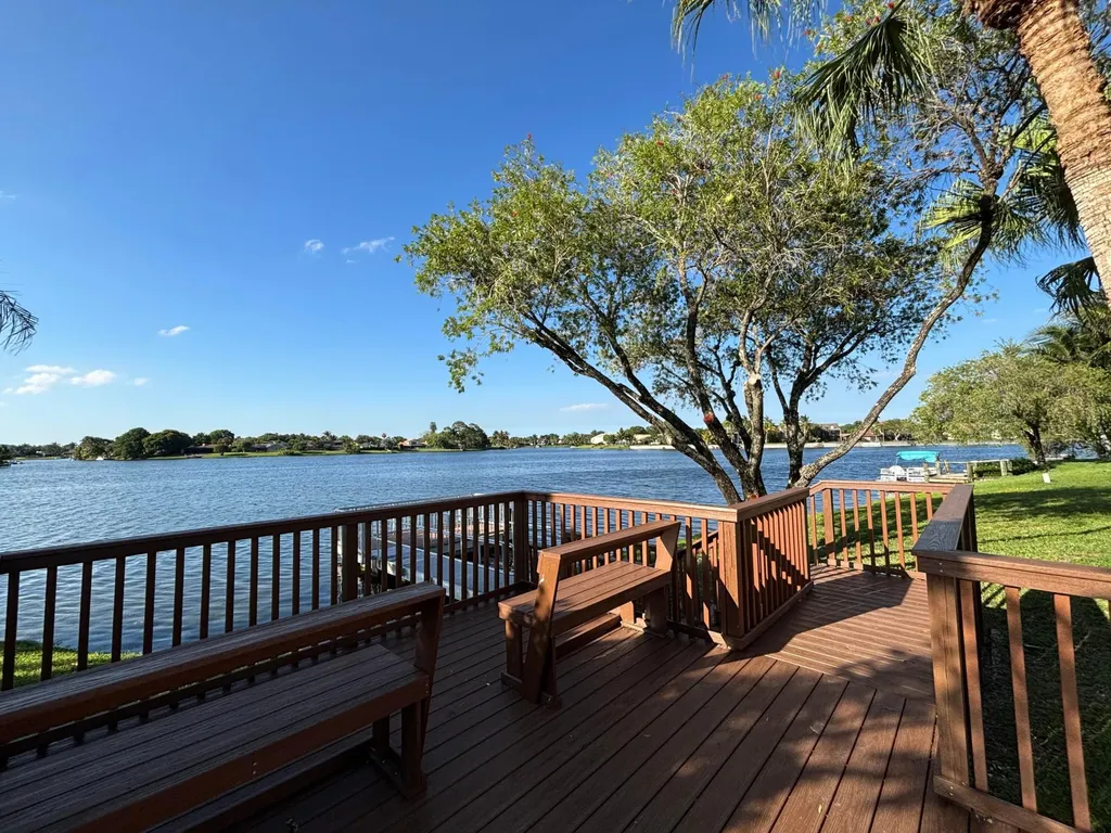 1760 Shoreside Circle Wellington FL 33414
